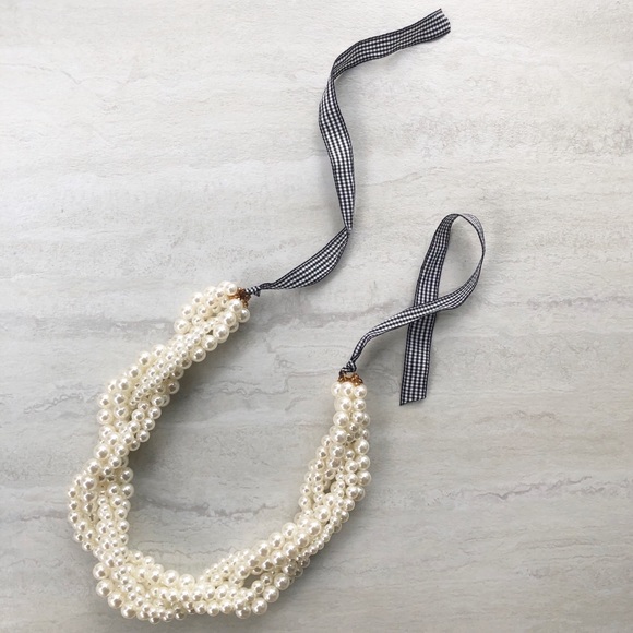 Handmade pearl Necklace ribbon detail - Picture 5 of 6